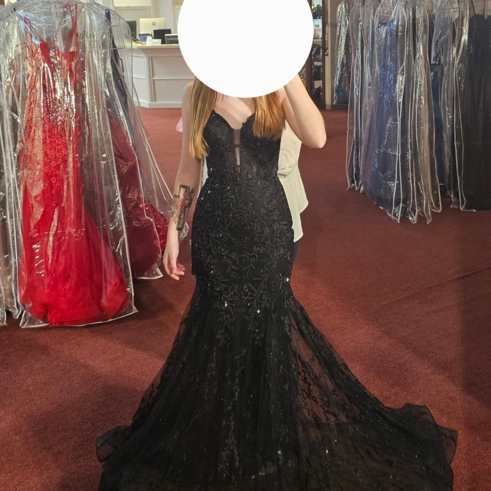Ellie Wilde Black Lace Shimmery Prom Formal Homecoming Mermaid Dress